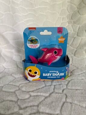 Pinkfong Baby Shark Pink Swimming Toy - Water Activated
